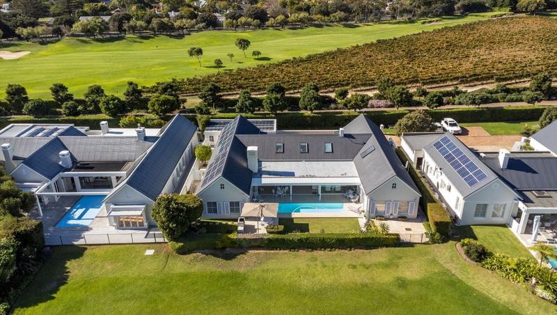 4 Bedroom Property for Sale in Steenberg Estate Western Cape